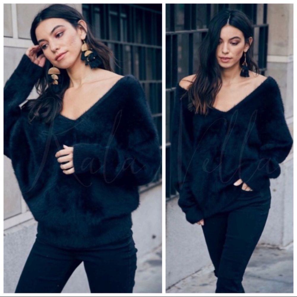 Black ultra soft fuzzy sweaters